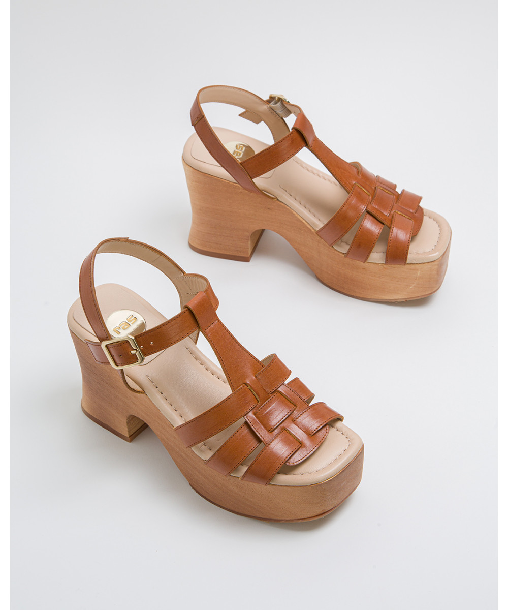 tan platform sandals heels